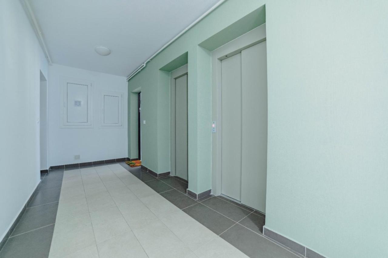 Masterpiece Studio- Free Parking, Wi-Fi, Netflix Брашов Екстер'єр фото
